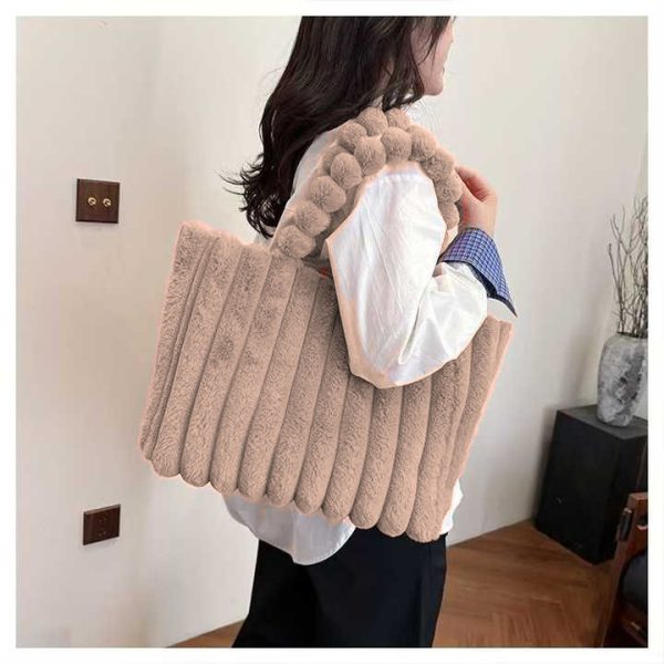 Plush Faux Fur Statement Tote – Warm Taupe